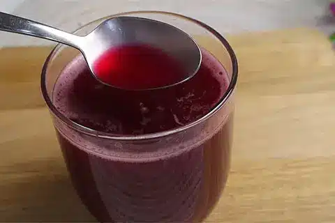 Pour the cleansing drink