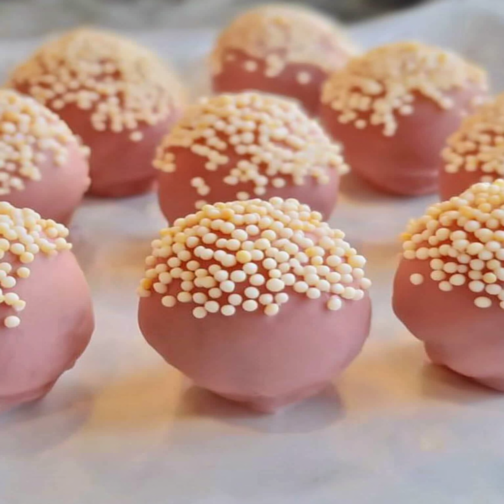Irresistible Cake Pops: 10 Delightful Recipes to Try