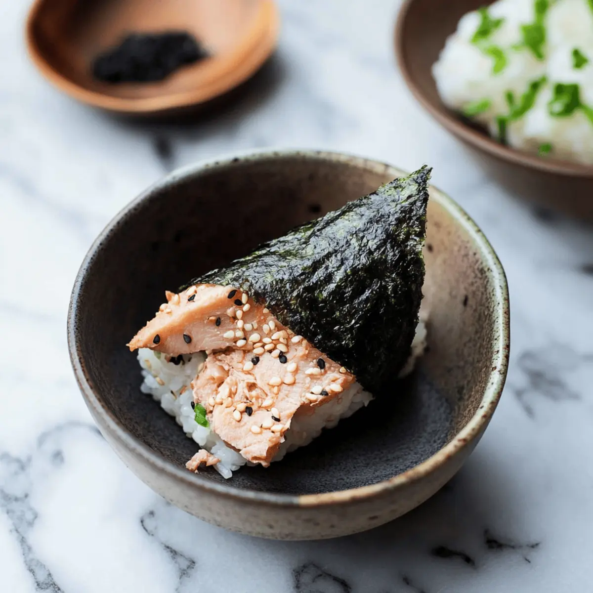 Easy Japanese Tuna Onigiri Recipe with Spicy Sriracha Filling