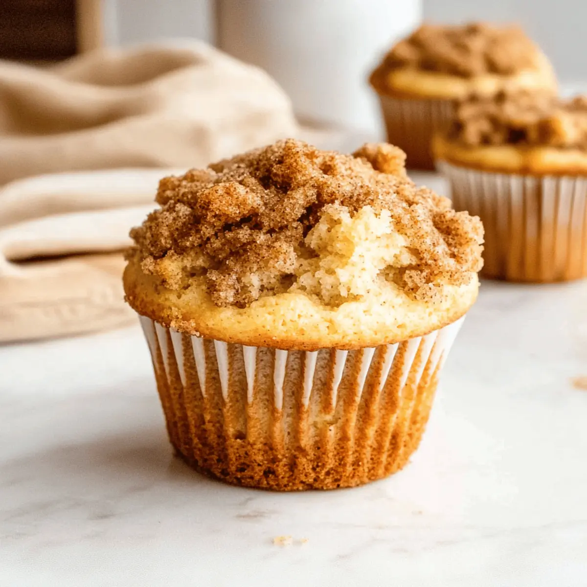 Easy Cinnamon Streusel Muffins Recipe for Quick Breakfast Treats