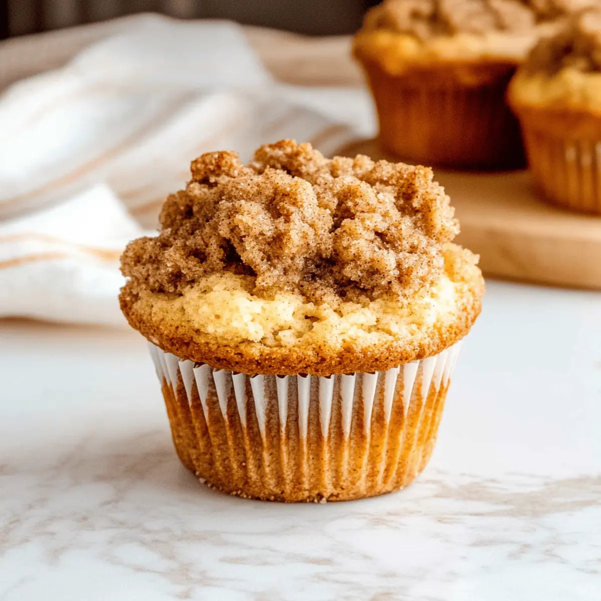 Easy Cinnamon Streusel Muffins Recipe for Quick Breakfast Treats
