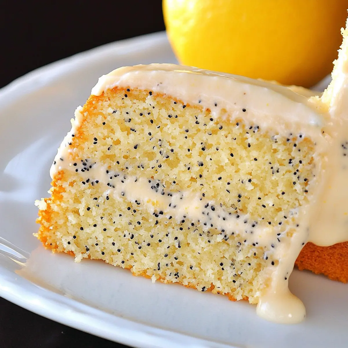 How to Bake a Moist Lemon Poppy Seed Cake from Scratch