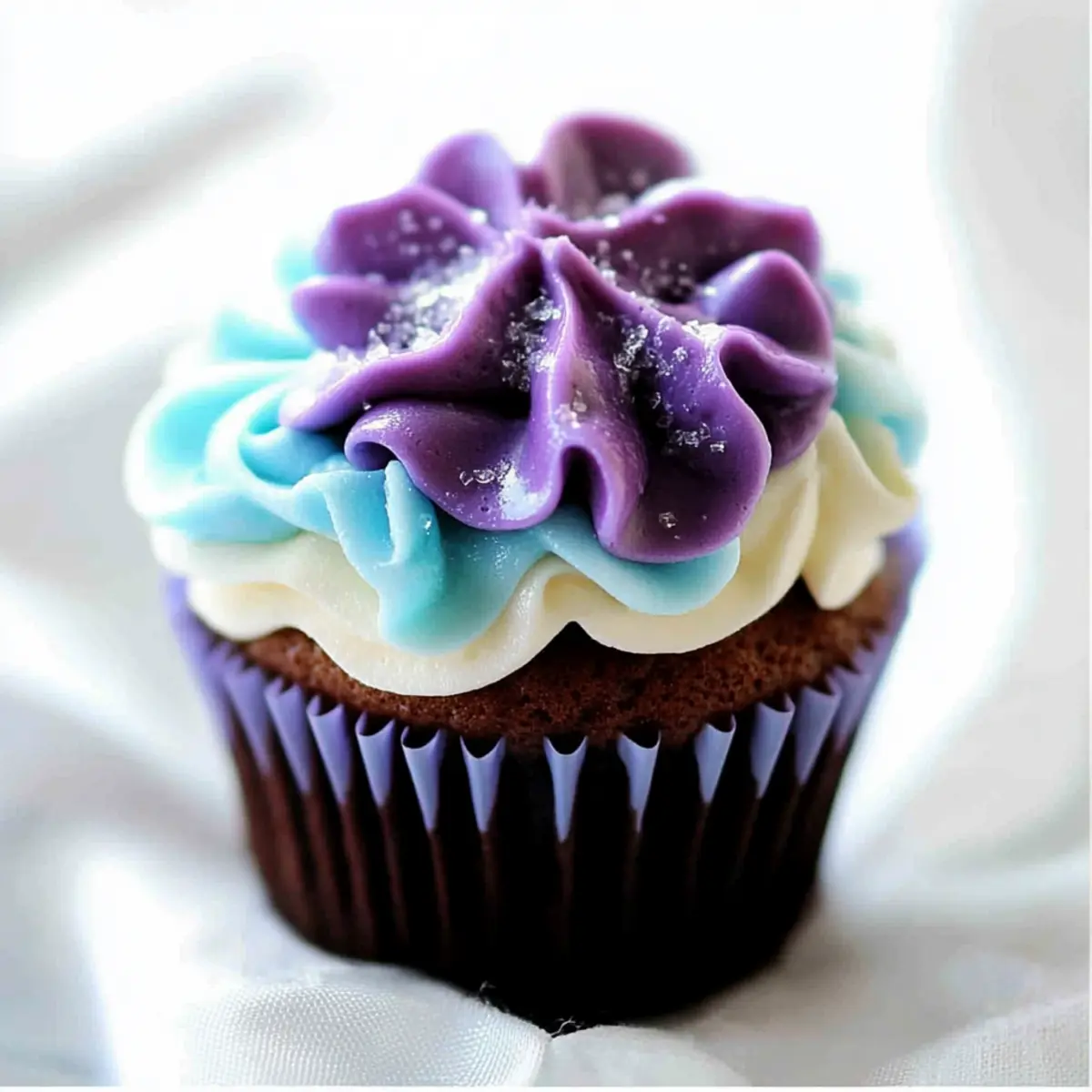 Easy Cupcakes Decoration Ideas with Swiss Meringue Buttercream