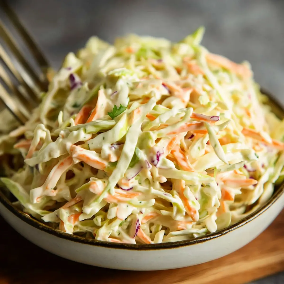 Ultimate Viral Creamy Coleslaw Recipe for Perfect Summer Salads