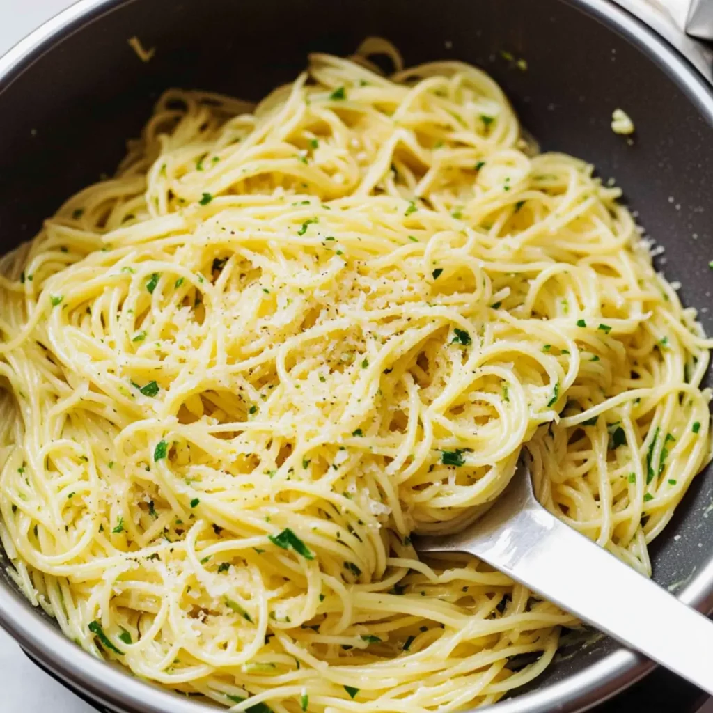 Speedy Garlic Butter Pasta